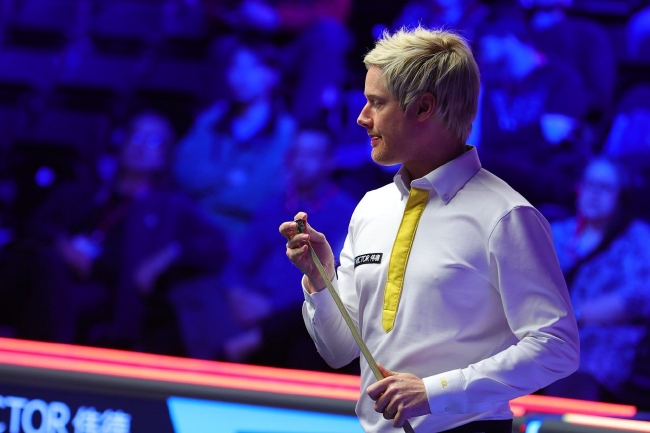 台上还有待 台上还有待